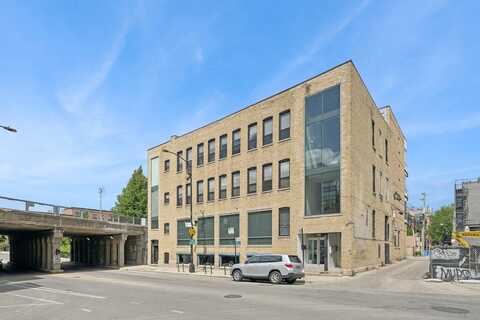 1755 N Damen Avenue, Chicago, IL 60647