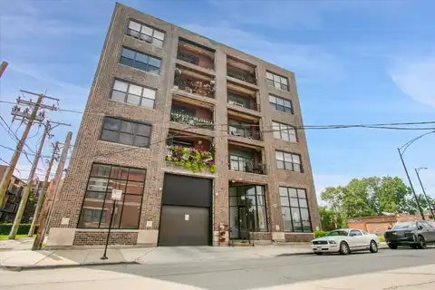 809 E 40th Street, Chicago, IL 60653