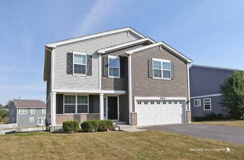 900 Heartland Park Lane, Antioch, IL 60002