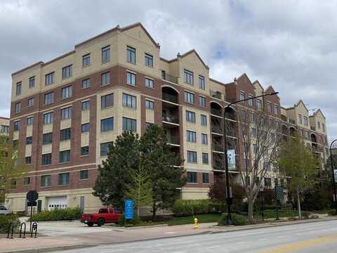 20 S MAIN Street, Mount Prospect, IL 60056