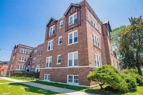 6848 32nd Street, Berwyn, IL 60402