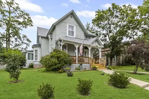 102 S Liberty Street, Elgin, IL 60120