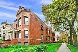 3287 W Wrightwood Avenue, Chicago, IL 60647