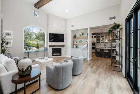 8126 Santaluz Village Green North, San Diego, CA 92127