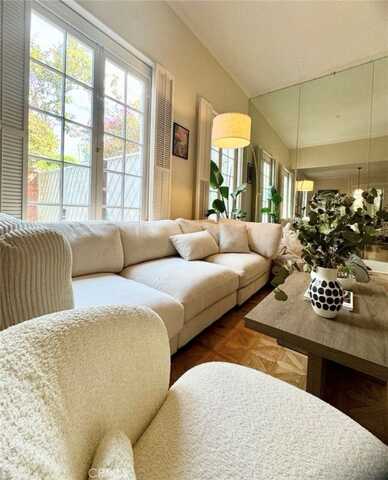 8956 Norma, West Hollywood, CA 90069