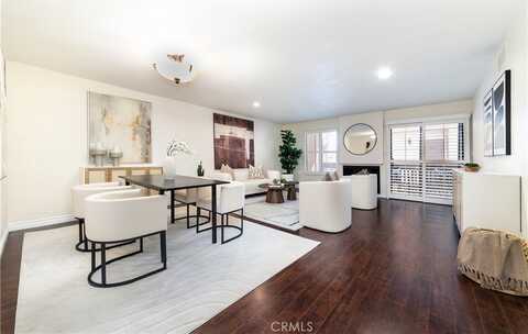 15207 Magnolia Boulevard, Sherman Oaks, CA 91403