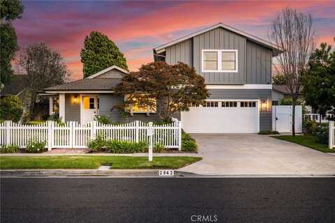 2042 Aliso Avenue, Costa Mesa, CA 92627