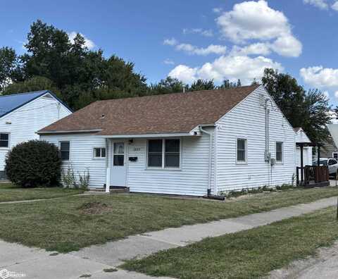 1009 S 4Th Street, Fairfield, IA 52556