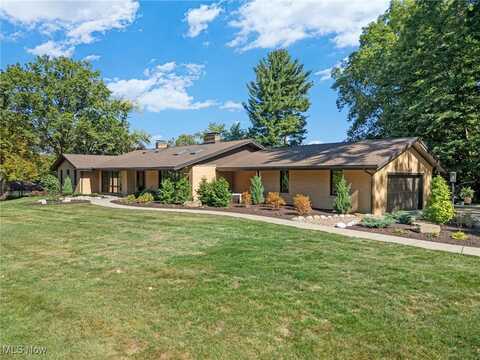 4012 Beechtree Circle NW, Canton, OH 44709