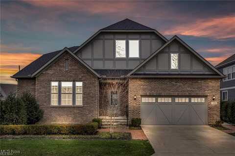 355 Tahoe Trail, Orange, OH 44022