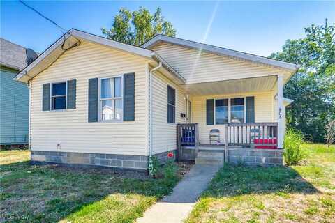 908 4th Street NE, Canton, OH 44704