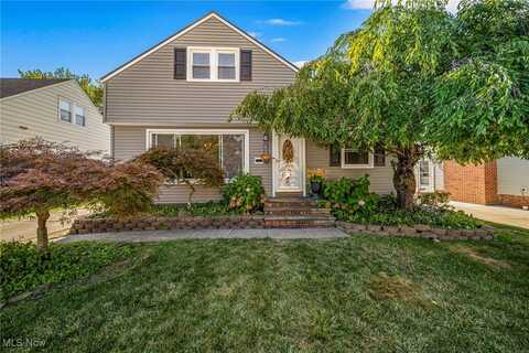624 E 315th Street, Willowick, OH 44095