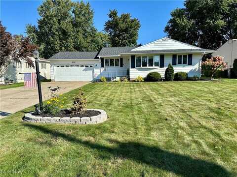 5192 Pinecrest Avenue, Austintown, OH 44515