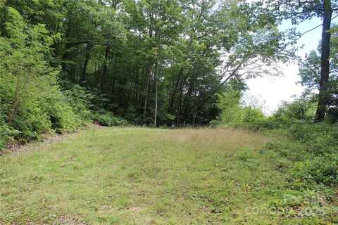 920 Autumn Drive, Maggie Valley, NC 28751
