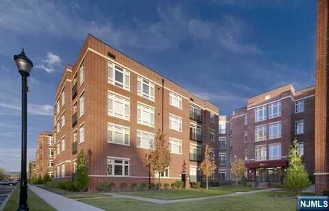 4409 Riverview Avenue 409, Englewood, NJ 07631