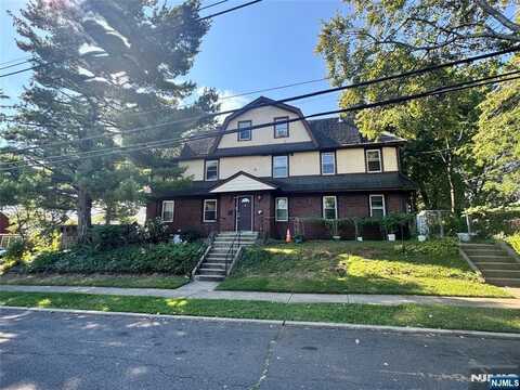 438 North Street, Teaneck, NJ 07666