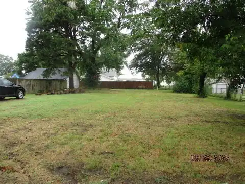 403 F NE, Miami, OK 74354