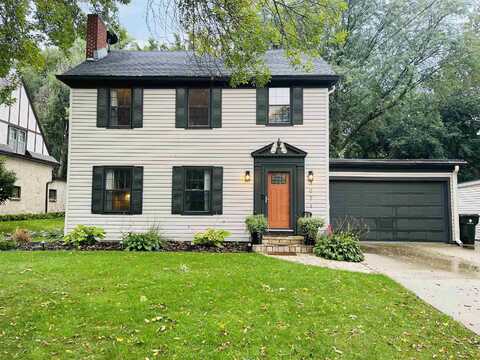 3071 Valley Dr., Sioux City, IA 51104