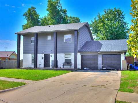 904 NE 4th Street, Moore, OK 73160