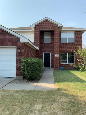 10141 Chapel Rock Drive, Fort Worth, TX 76116