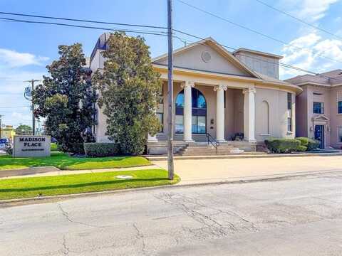603 W 6th Avenue, Corsicana, TX 75110