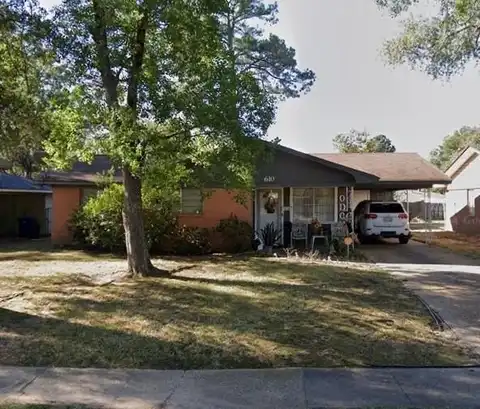 610 Meadowdale Place, Shreveport, LA 71108