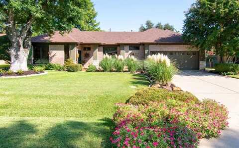 2518 Evinrude Drive, Grapevine, TX 76051