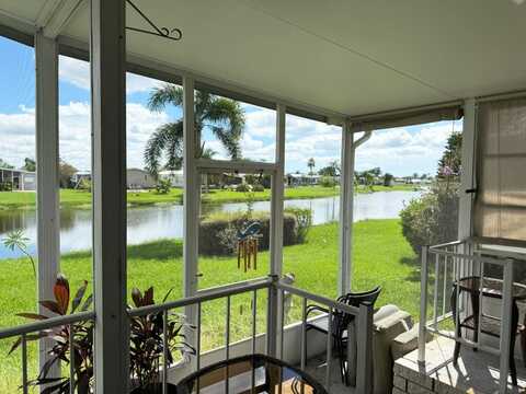 8111 Buena Vista Dr N, Ellenton, FL 34222