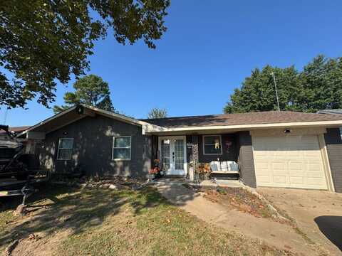2115 N 11th St, McAlestr, OK 74501
