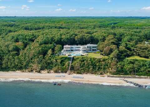 1 Osprey Court, Belle Terre, NY 11777