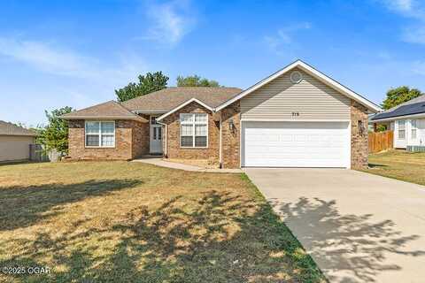 719 Shelley Street, Willard, MO 65781