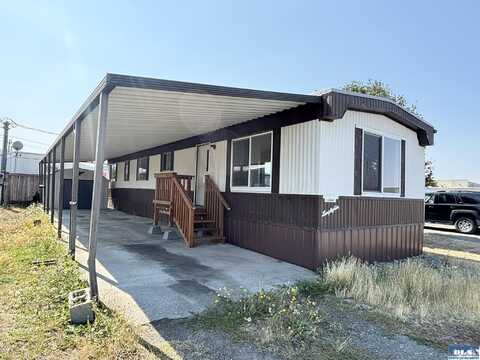 201 N 5th St #35, Sequim, WA 98382