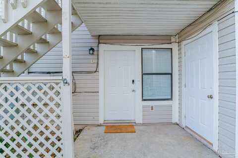 1271 Redwood Ln, Gulf Breeze, FL 32563