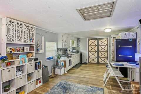 5910 Duchess Rd, Pensacola, FL 32503