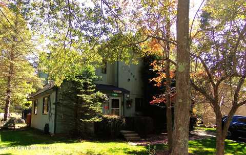7924 Sleepy Hollow Drive, Tobyhanna, PA 18466