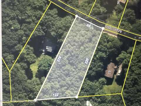 Mansi Dr, Albrightsville, PA 18210