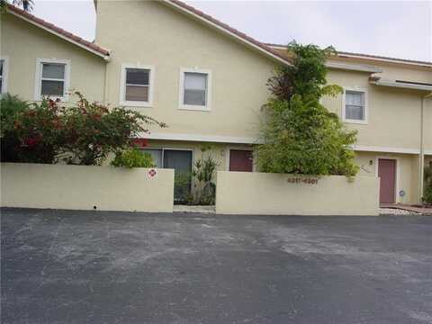 4309 Coral Springs Dr, Coral Springs, FL 33065