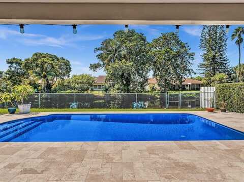 10660 NW 21st Ct, Sunrise, FL 33322