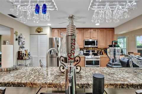 4739 NW 3rd Ct, Deerfield Beach, FL 33442