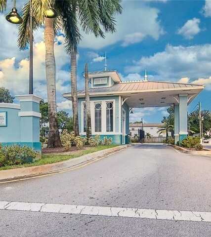 5208 NW 18th Ct, Fort Lauderdale, FL 33313