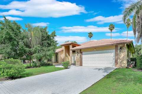 645 NW 102nd Ave, Coral Springs, FL 33071