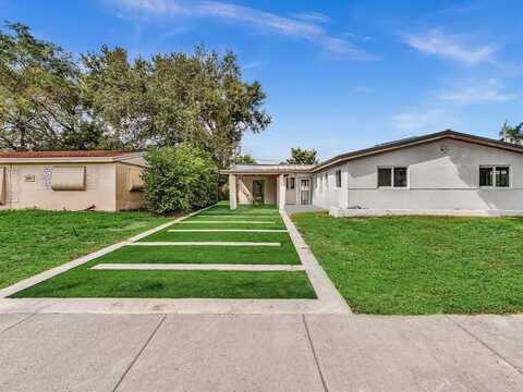 6641 Douglas St, Hollywood, FL 33024