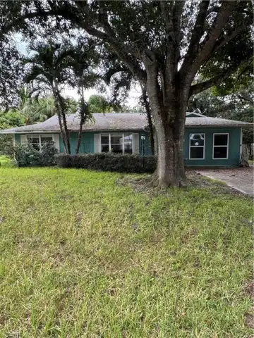 1426 30th Avenue, Vero Beach, FL 32960