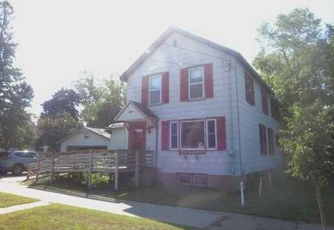 1077 MILLER Street, MARINETTE, WI 54143