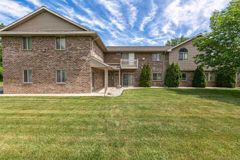 3329 N CASALOMA Drive, GRAND CHUTE, WI 54913