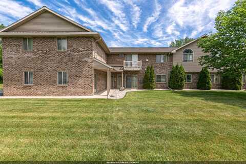 3329 N CASALOMA Drive, GRAND CHUTE, WI 54913