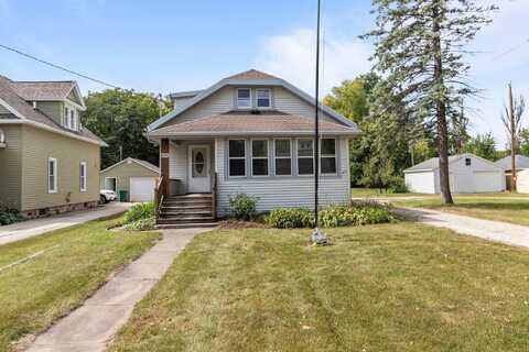 N9576 VAN DYNE Road, VAN DYNE, WI 54979
