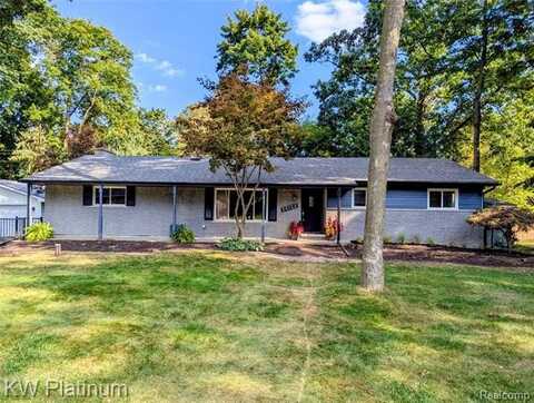 58152 Carbine, Washington, MI 48094