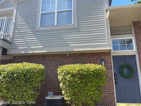 43267 Woodbridge Drive, Clinton Township, MI 48038
