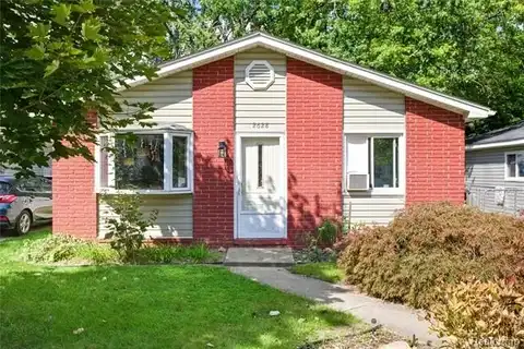 2628 Sinclair Avenue, Waterford, MI 48328